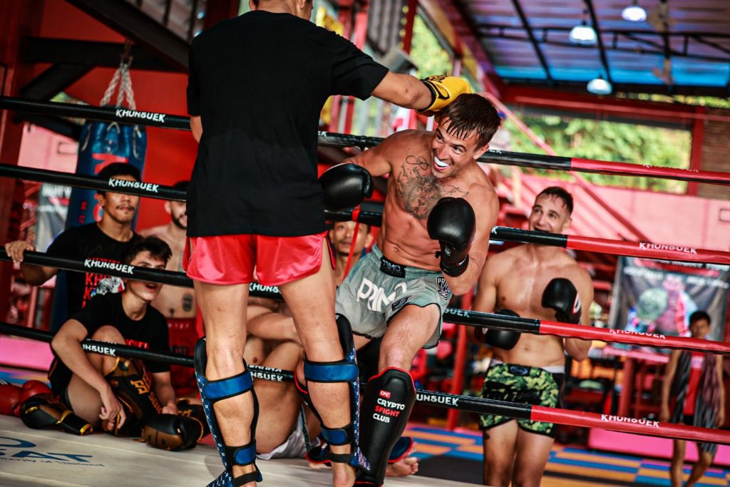 1 Session - 2 On 1 Muay Thai Training - Image 4